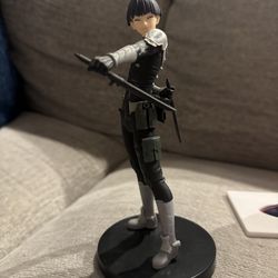 Kaiju No 8 Hoshina Statue