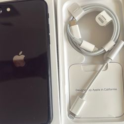 iPhone SE 2nd Generation Unlocked With Case And Code