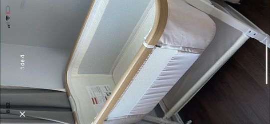 🍼 Selling a baby Moses basket – in perfect condition 💛