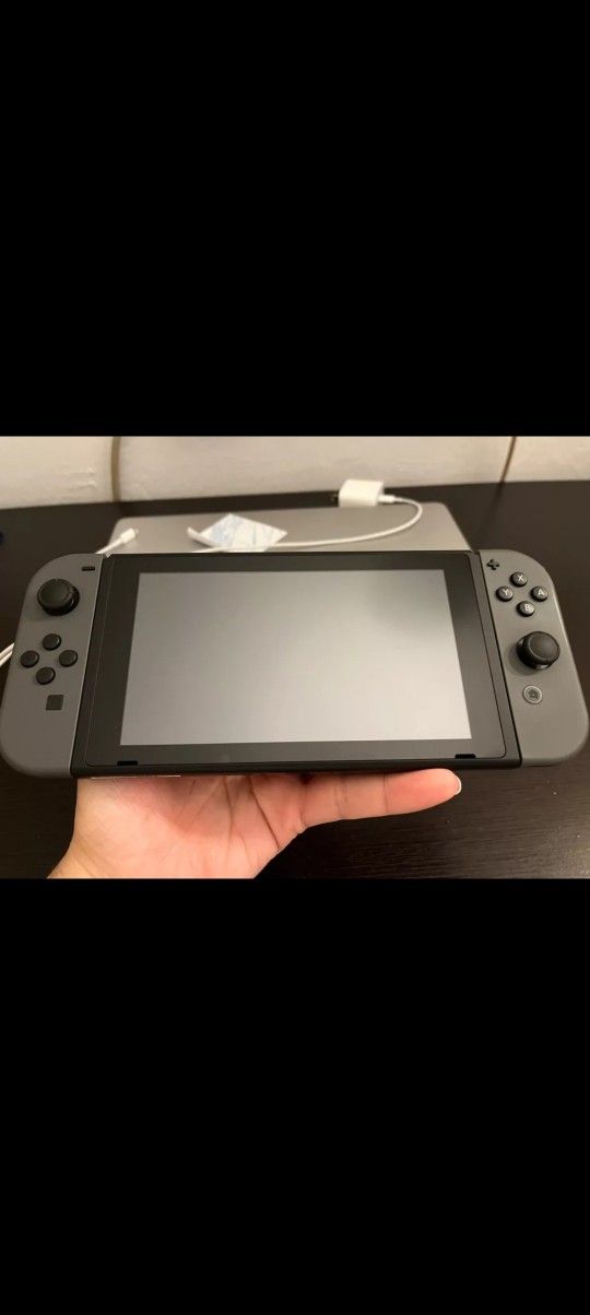 Nintendo Switch In Good Condition $220 OR BEST OFFER Cash Comes With
1 Game* Mario Odyssey Game*