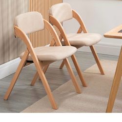 Folding Chairs 