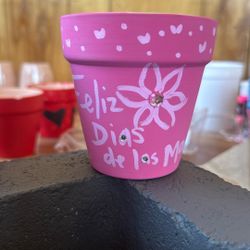 Custom Mother’s Day Pots