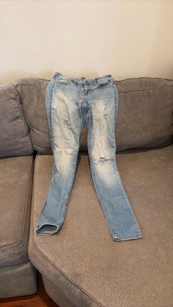 Light Wash Distressed Skinny Jeans