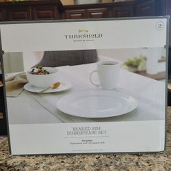 16 pcs Threshold Beaded Rim Dinnerware set