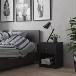 Nightstand (1 Drawer) 