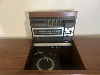 Vintage Motorola Solid-State Stereo Console with Record Player – Mid-Century Furniture
