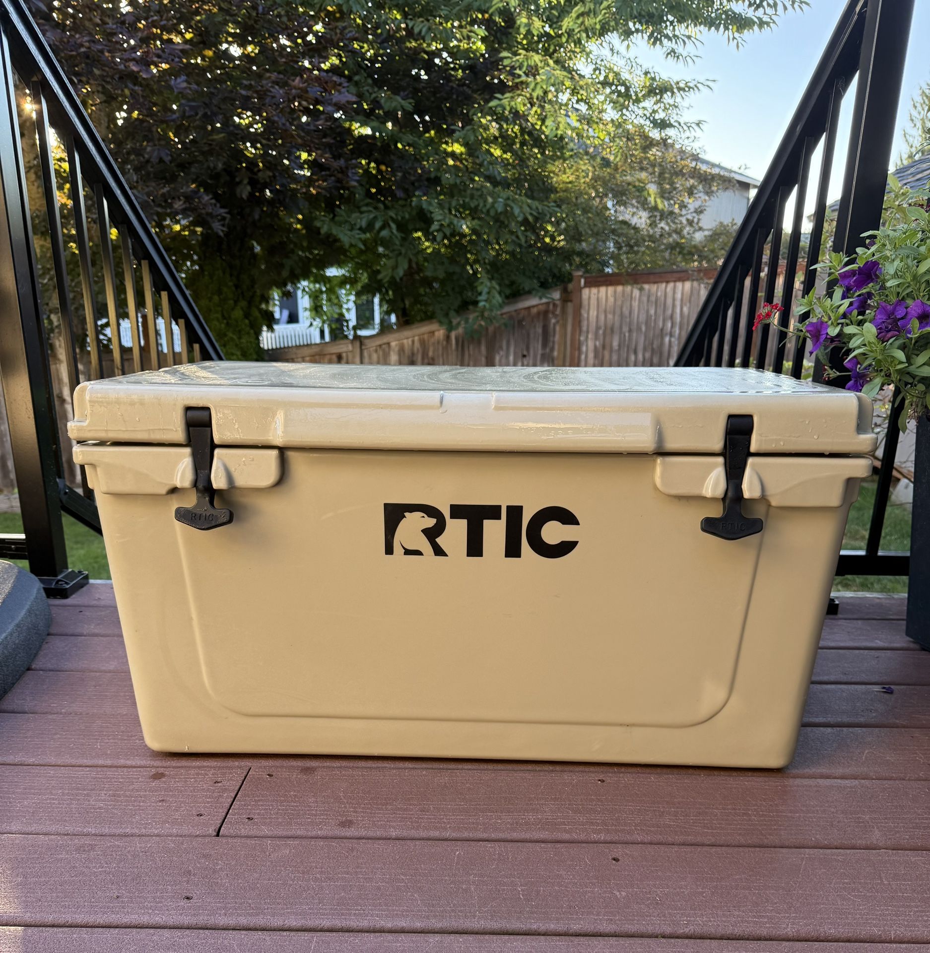 RTIC 65qt Cooler