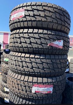 Landspider Wildtraxx R/T 35x12.50R15LT Tires – Set of 4