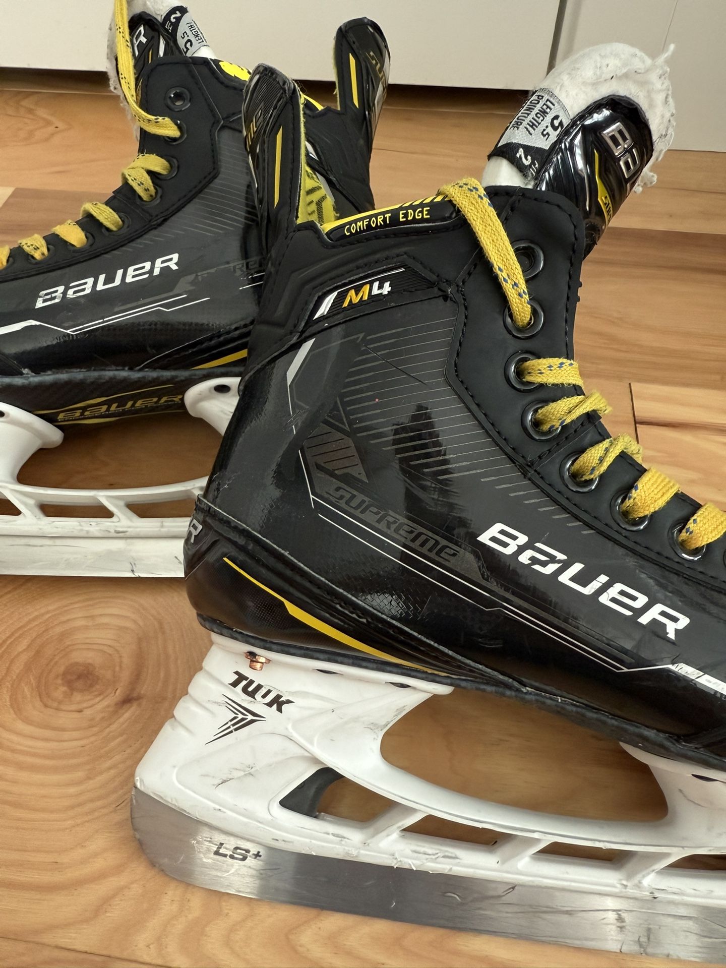 BAUER SUPREME M4 ICE HOCKEY SKATES