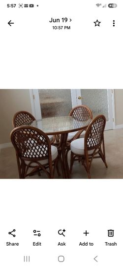 Vintage Rattan dining set