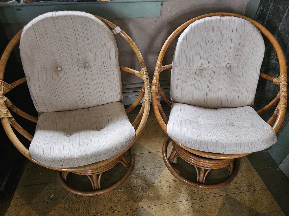 Rattan Chairs With Cream Cushions 