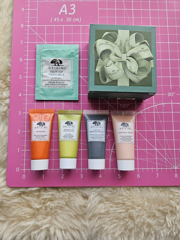 5pc NIB ORIGINS FACE MASK LOT + FREEBIES 