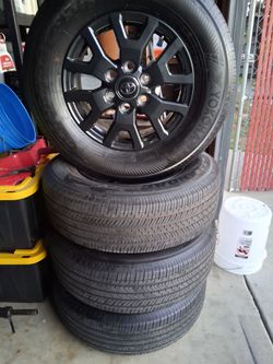 2026 toyota 4runner rims & tires OEM