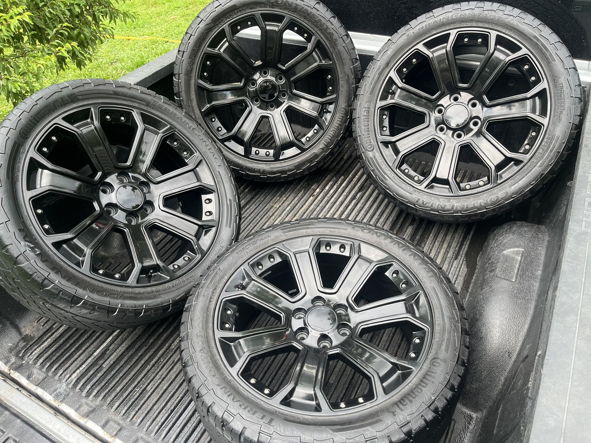 22 Inch Chevy Reps 6 Lug