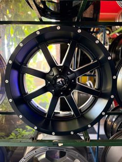 22x10” FUEL “Maverick” Wheels