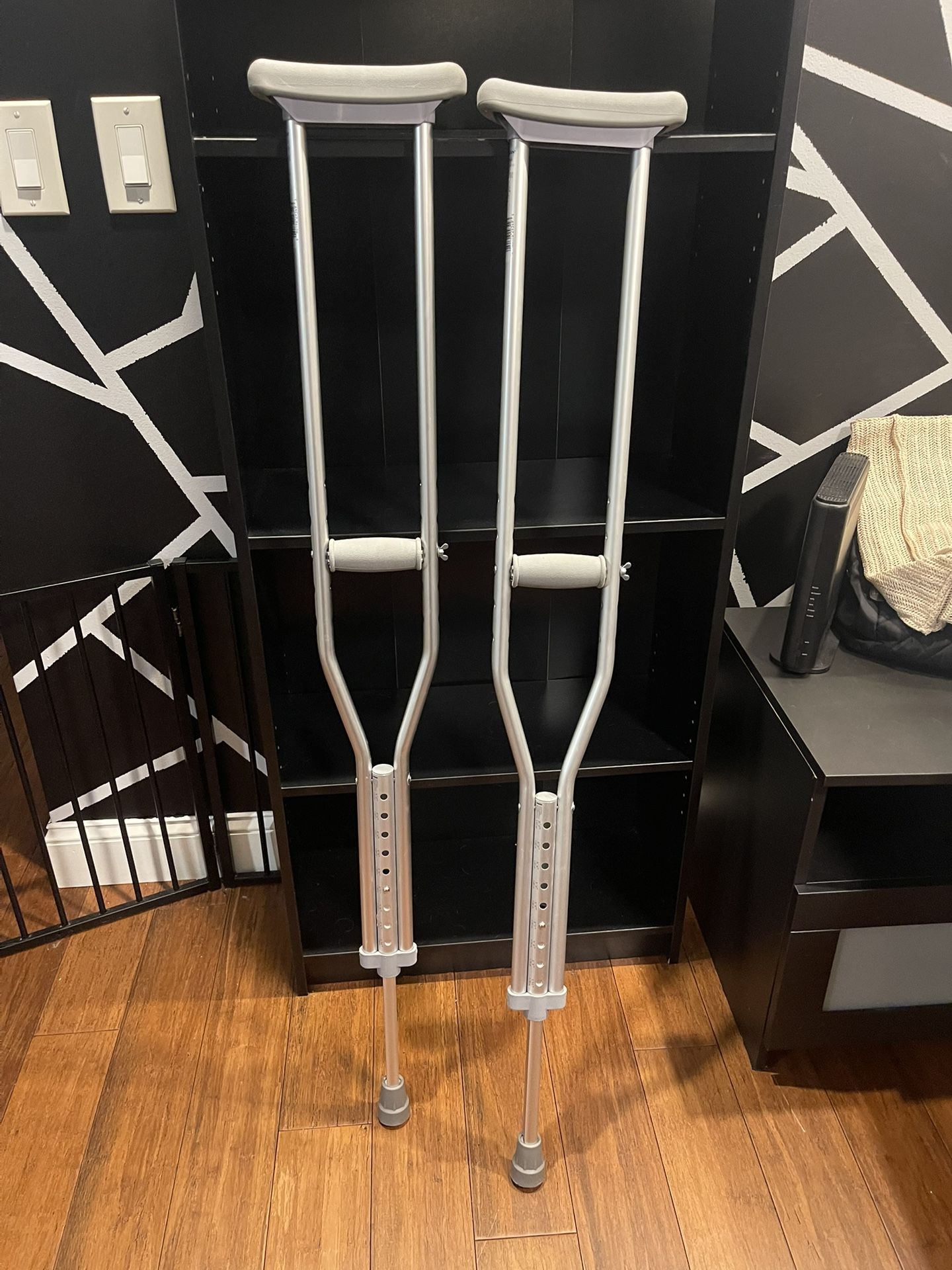 CRUTCHES