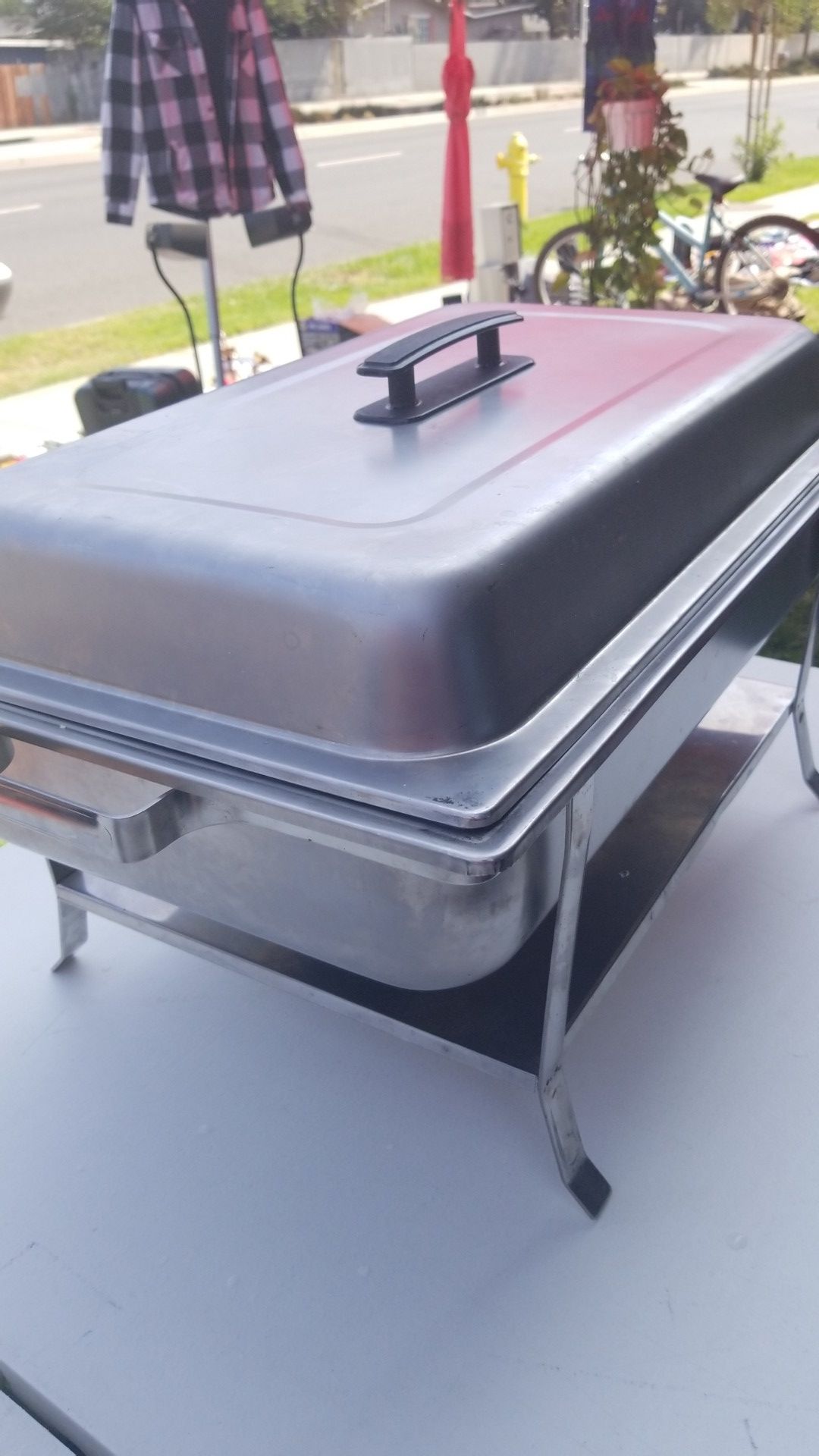 Charola para mantener la comida caliente