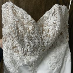 Wedding dress -Size 16 And Veil