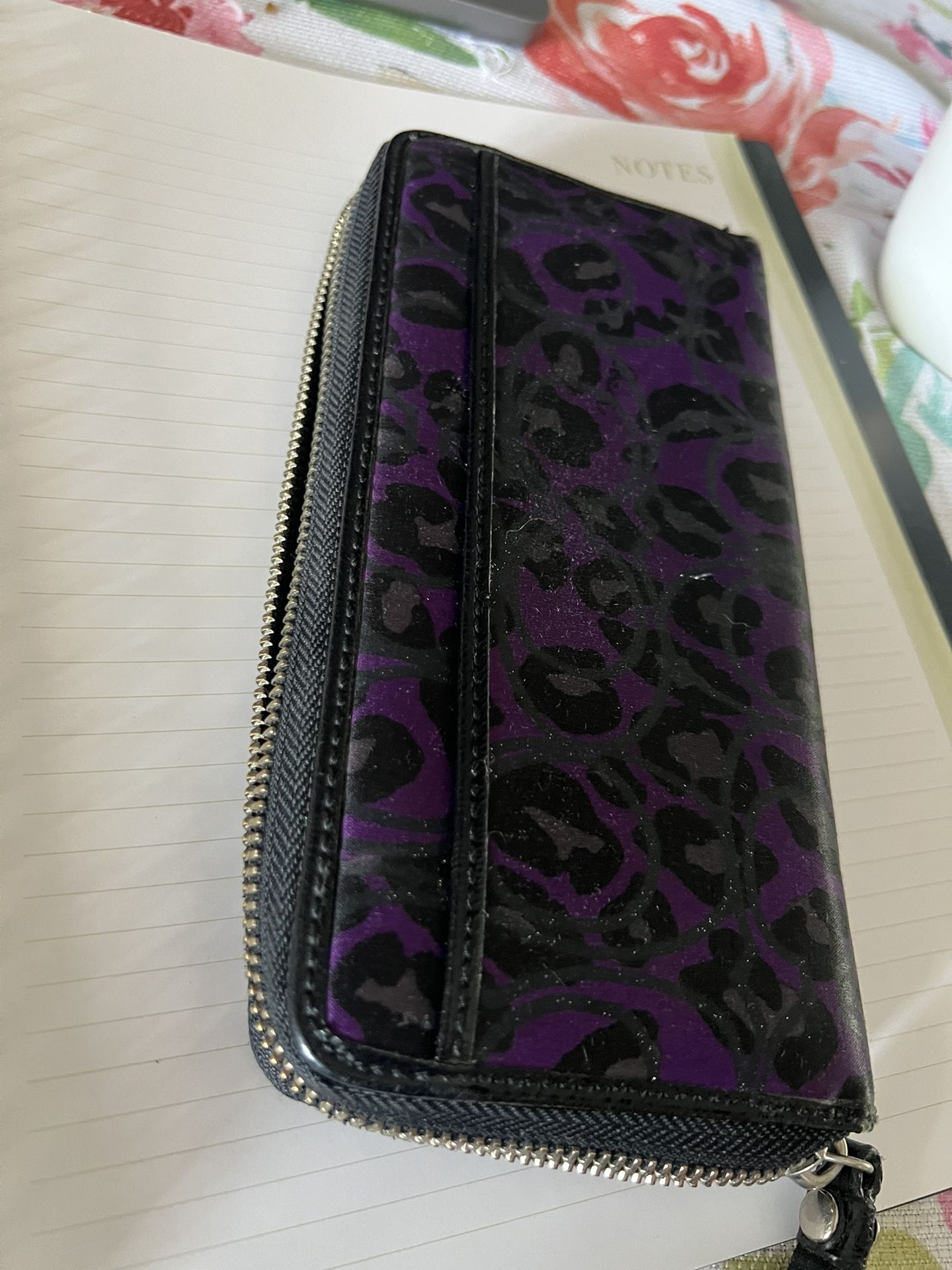 Coach Zipper Wallet
