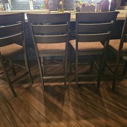 4 Bar Stoor Chairs