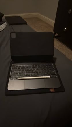 iPad Pro Magic Keyboard