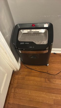 Paper shredder