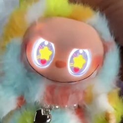 Intelligent AI electronic version of Labubu (the eyes are electronic screens that  up and change freely).