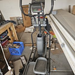 Horizon Fitness Elliptical 