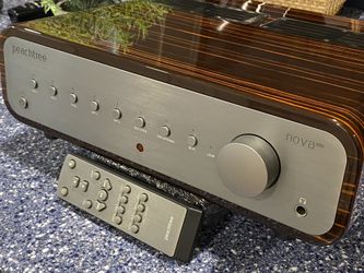 Integrated Amplifier, Peachtree Audio NOVA 300