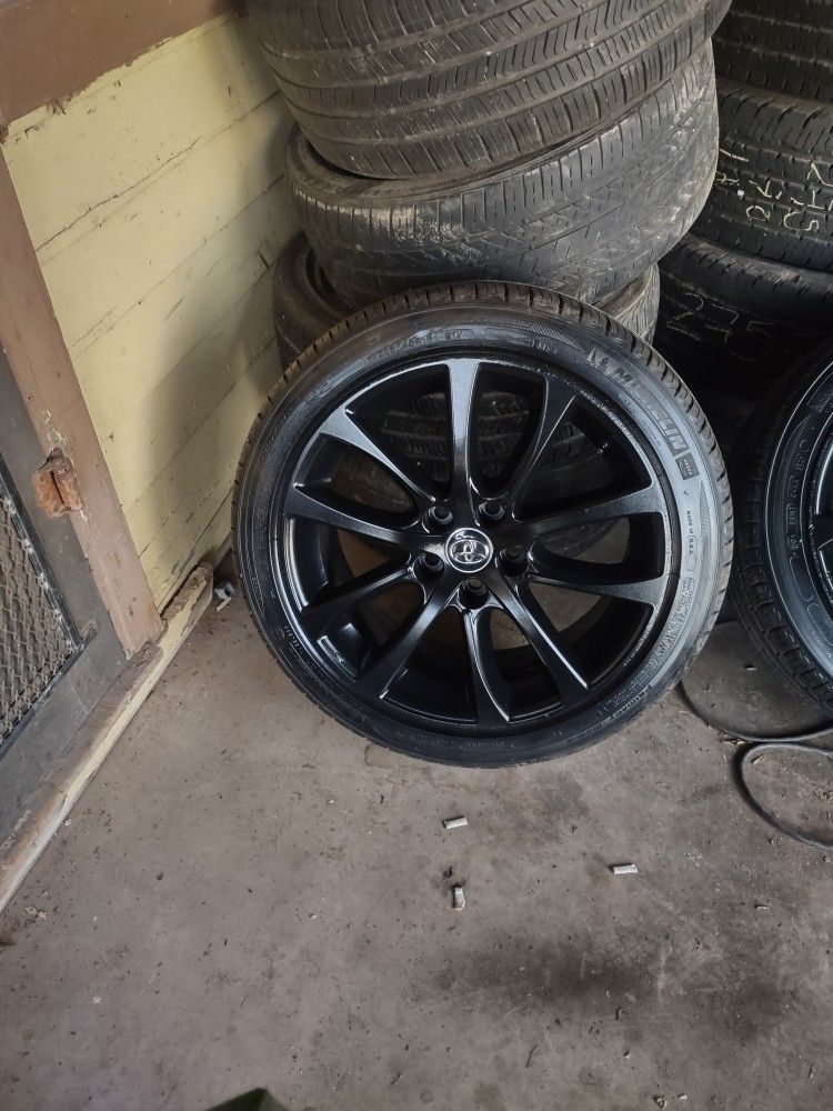 18 Inch Toyota Avalon Rims for Sale in Brawley, CA OfferUp