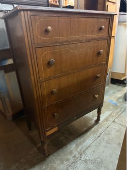4-Drawer Dresser