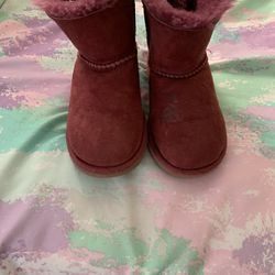 Girls Size 12 Ugg Boot