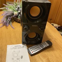 Wireless Speaker With Radio ,Lights An Remote 