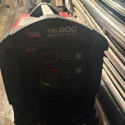 Lincoln Square Wave 200 Tig Welder