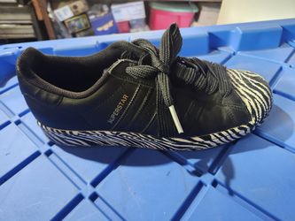 Adidas Size 8.5