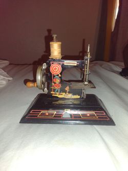 Casige Toy Sewing Machine