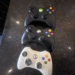 Xbox 360 Wireless Controllers 