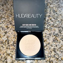 Huda Beauty Powder 