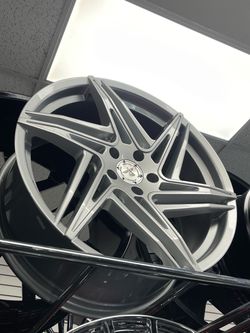20x8.5 5x114.3 rims for Honda Accord & Toyota Camry Vehicle Fitment: Stop settling for factory wheels that look completely uninspired. Give your seda