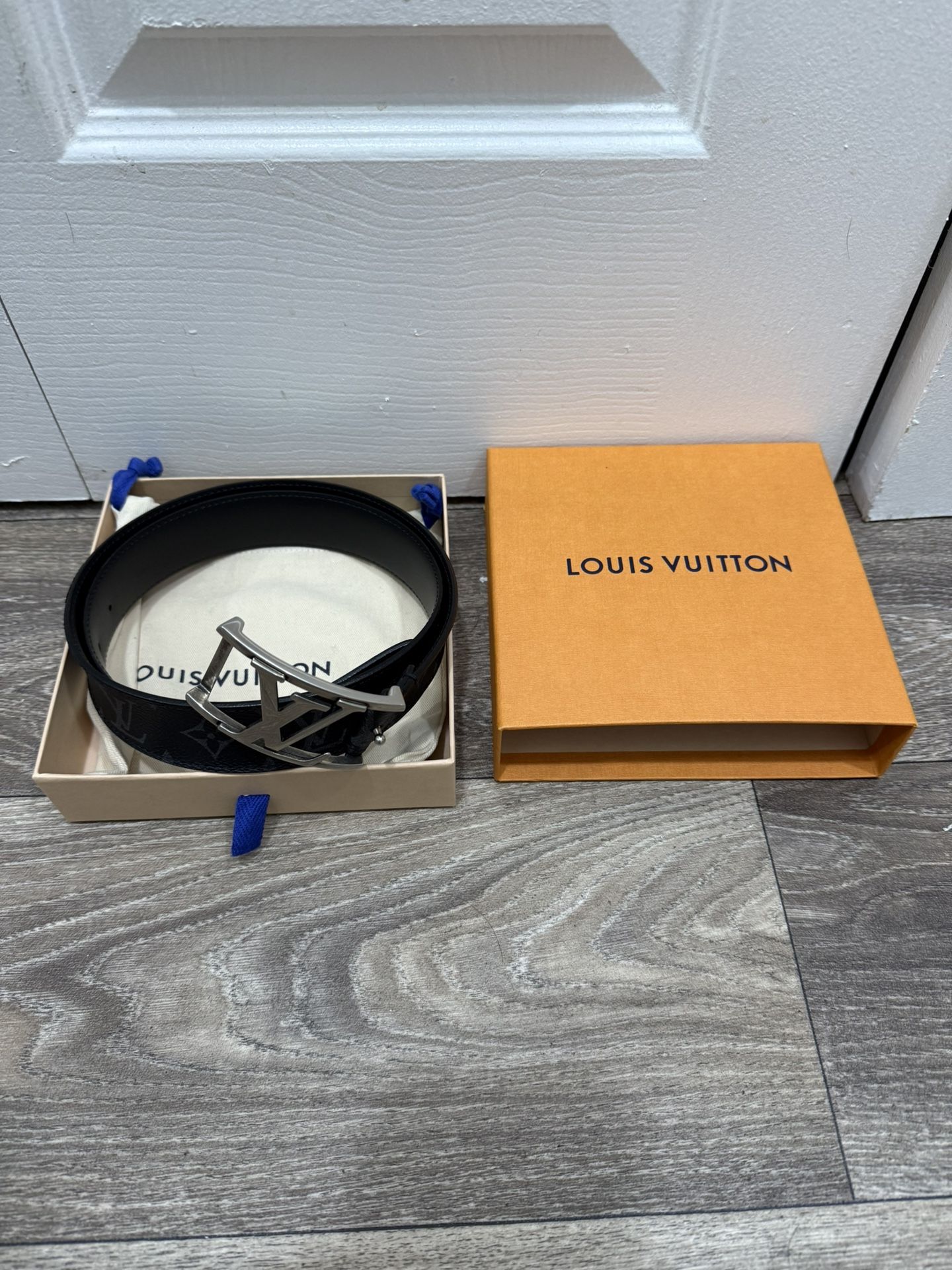LV Being For Men 100% Automatic ( SIZE 34 US )
