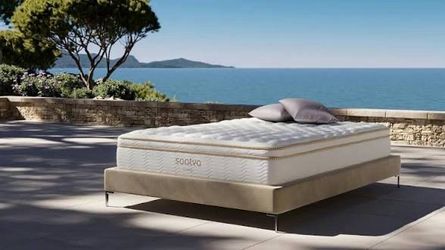 Saatva pillow top classic brand new king size