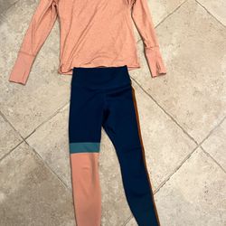 Women’s Nike ONE Colorblock leggings XS Element Long Sleeve Running Shirt