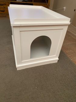 Wood cat house