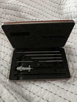 STARRETT 124A SOLID MEASURING RODS INSIDE MICROMETER SET, WITH STORAGE CASE!!
