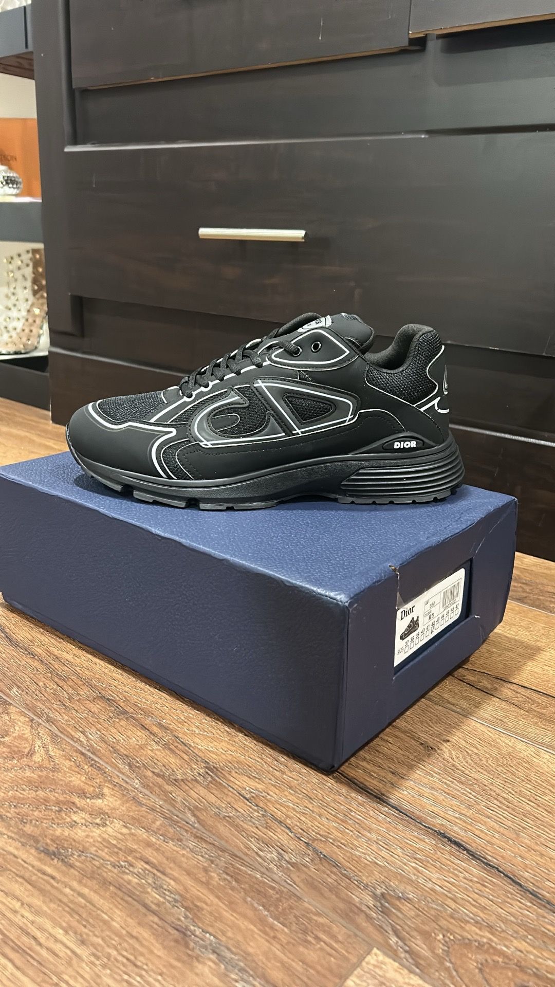 Dior B30