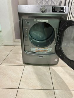 dryer in good condition / secadora en buen estado