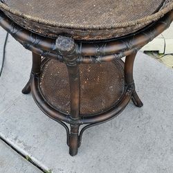 Vintage Bamboo Round Rattan Table With Removable Tray Heavy 25x24 1981s China 