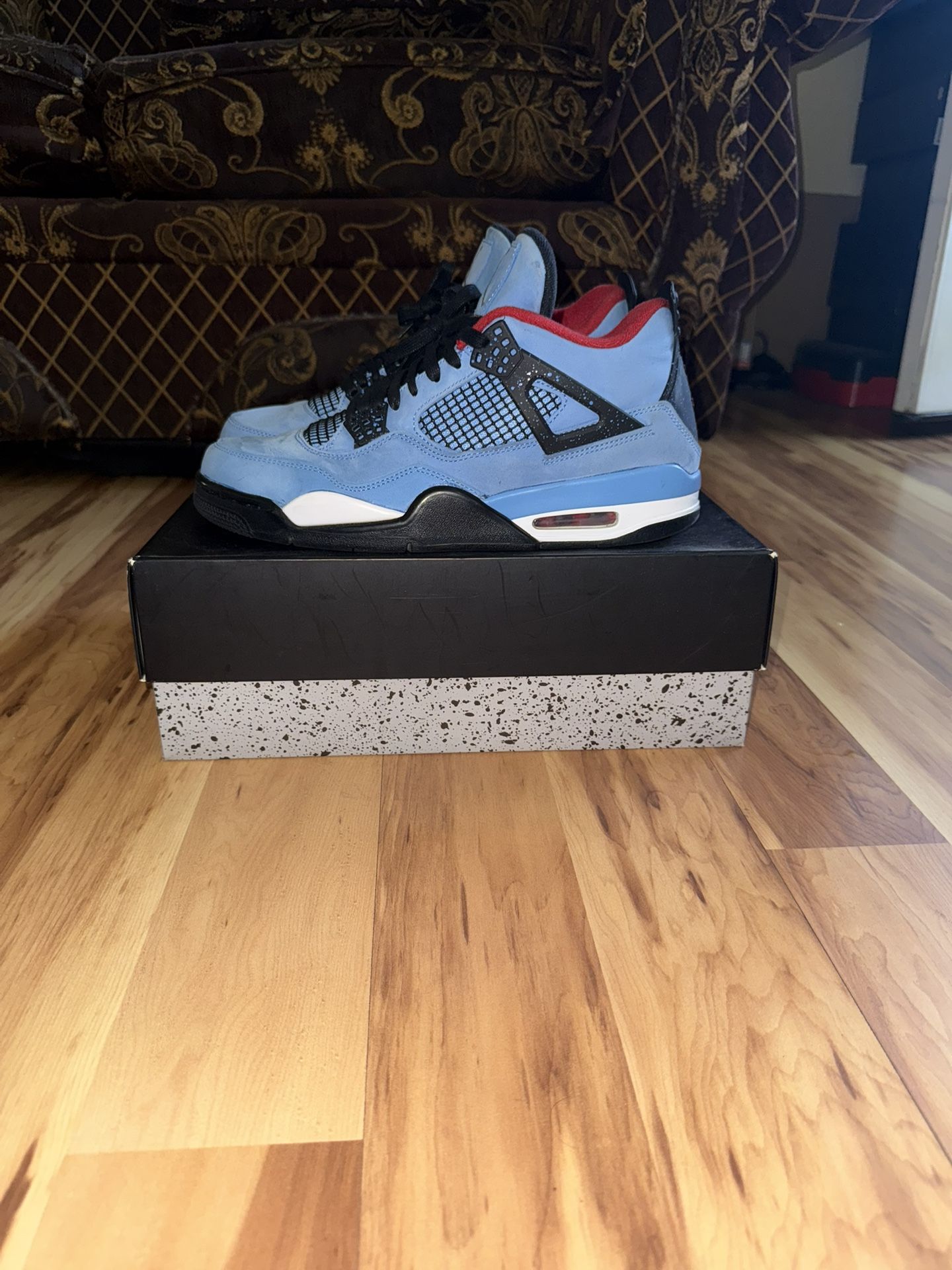 Jordan 4 Retro Travis Scott Cactus Jack Size 11