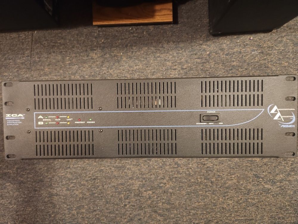 Peavey ICA 800V Power Amp