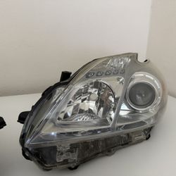 Headlights Toyota Prius 2010-2015